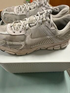 Nike Vomero 5 men